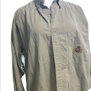 GAP khaki button up